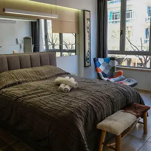 luxury-cozy-large-apartment-in-the-city-center.hotels-of-thessaloniki.com/